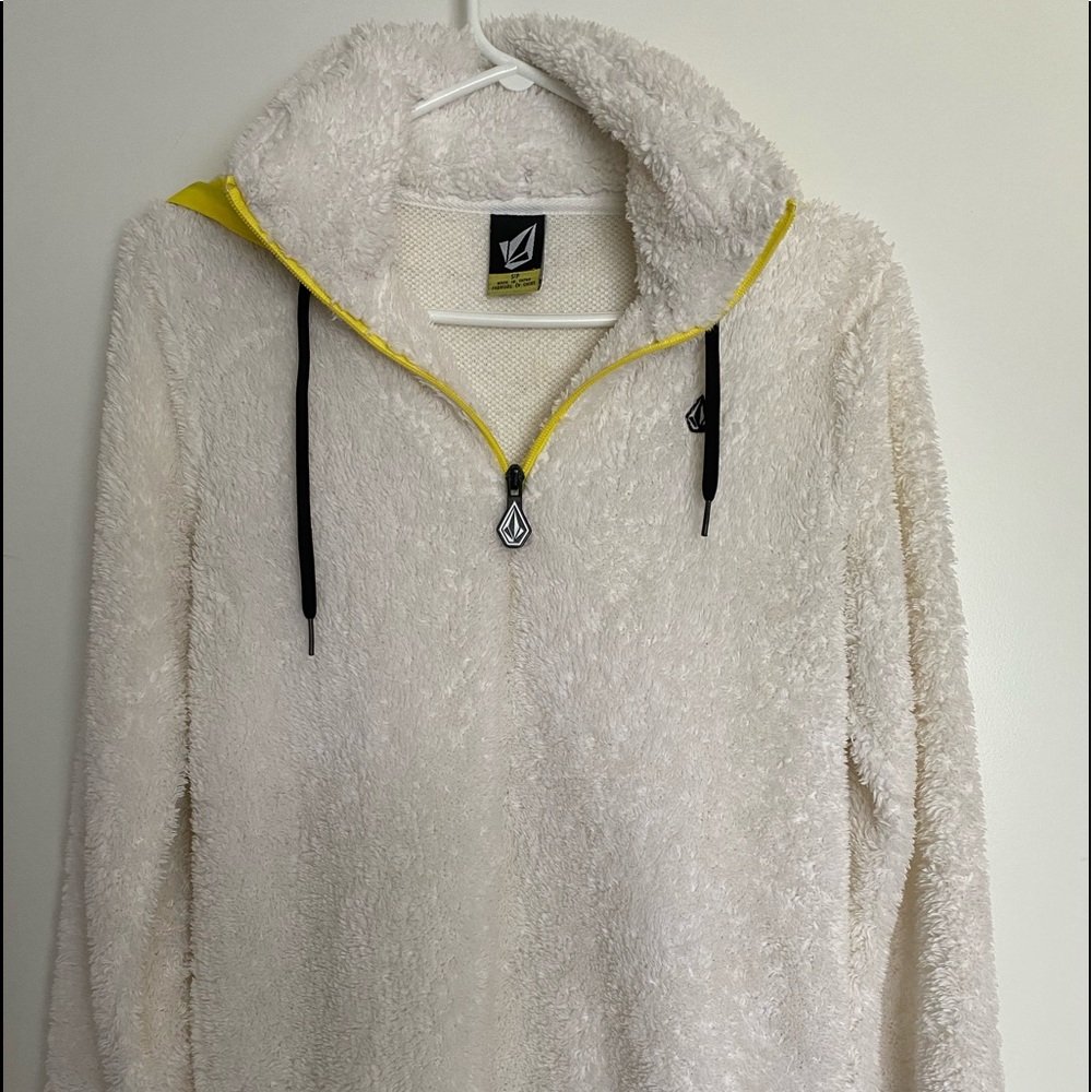 Volcom pullover. Size small - Picture 2 of 7